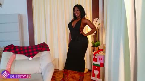 Lisseth Long  online show from 11/30/25, 12:25