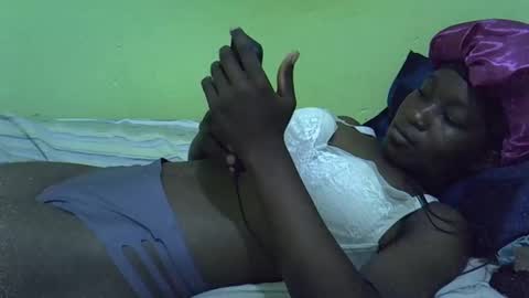 Snapshot of lisssa01 chatting on 09/22/25, 06:10 lisssa01 online show from 09/22/25, 06:10