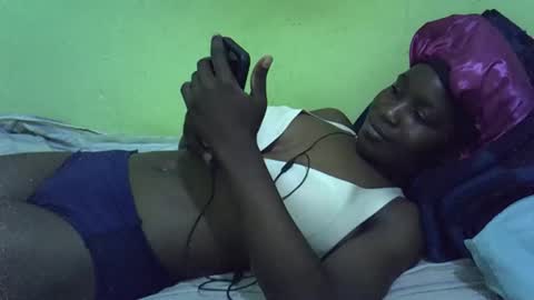 Snapshot of lisssa01 chatting on 09/28/25, 05:07 lisssa01 online show from 09/28/25, 05:07