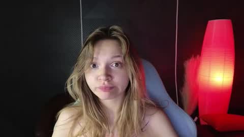 Lena online show from 09/29/25, 01:55