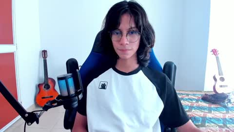 Snapshot of literateboy chatting on 12/29/24, 07:32 Literateboy online show from 12/29/24, 07:32