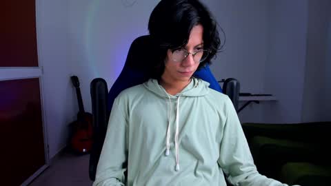 Snapshot of literateboy chatting on 01/27/25, 11:11 Literateboy online show from 01/27/25, 11:11