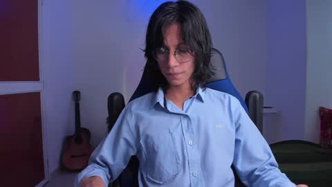 Snapshot of literateboy chatting on 02/02/25, 12:02 Literateboy online show from 02/02/25, 12:02