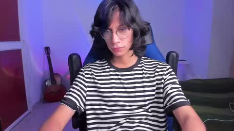 Snapshot of literateboy chatting on 02/21/25, 12:16 Literateboy online show from 02/21/25, 12:16