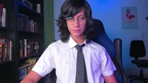 Snapshot of literateboy chatting on 09/10/25, 12:43 Literateboy online show from 09/10/25, 12:43