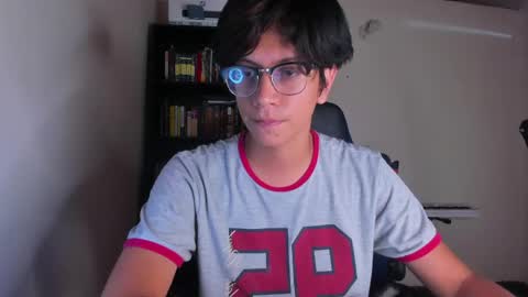 Snapshot of literateboy chatting on 06/09/26, 01:50 Literateboy online show from 06/09/26, 01:50