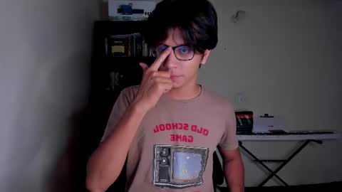 Snapshot of literateboy chatting on 06/20/26, 01:41 Literateboy online show from 06/20/26, 01:41