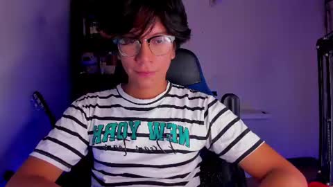 Snapshot of literateboy chatting on 07/17/26, 01:34 Literateboy online show from 07/17/26, 01:34