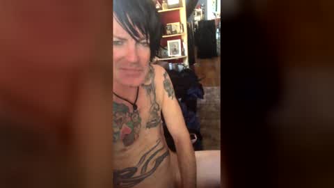 Snapshot of litknick14 chatting on 01/05/26, 05:27 litknick14 online show from 01/05/26, 05:27