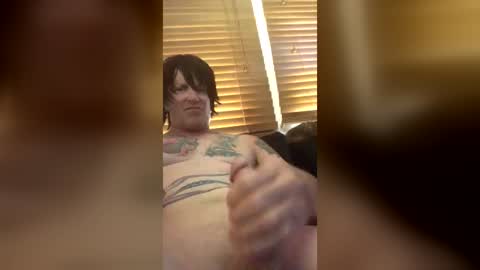 Snapshot of litknick14 chatting on 06/24/26, 04:17 litknick14 online show from 06/24/26, 04:17
