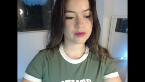 Snapshot of litlle_danni chatting on 11/01/25, 10:56 Danni online show from 11/01/25, 10:56