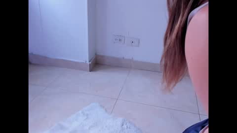 Snapshot of litlle_danni chatting on 12/14/25, 10:25 Danni online show from 12/14/25, 10:25