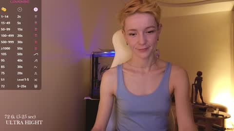 Snapshot of litllle_alis_a chatting on 02/26/25, 07:16 Alisa online show from 02/26/25, 07:16