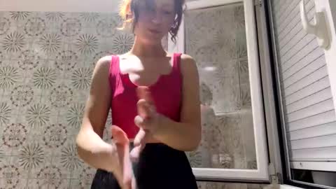 Snapshot of littel_angel_didi chatting on 12/22/25, 05:54 Diana Woods online show from 12/22/25, 05:54