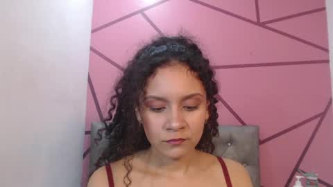 Snapshot of little18doll chatting on 05/09/26, 09:53 little18doll online show from 05/09/26, 09:53