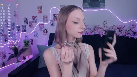 Bella online show from 11/19/25, 07:19