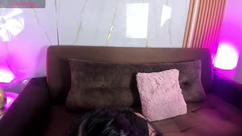 Snapshot of little__chloee_ chatting on 10/14/25, 04:13 little__chloee_ online show from 10/14/25, 04:13