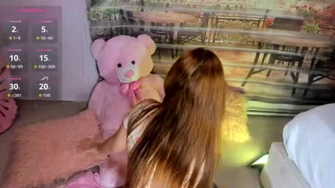 Snapshot of little__doll18 chatting on 06/05/26, 09:31 little__doll18 online show from 06/05/26, 09:31
