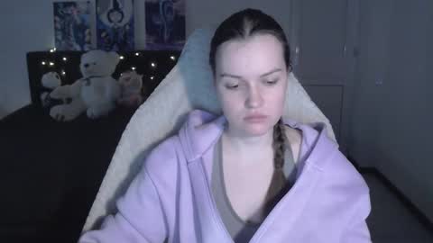 little__flowers online show from 02/09/26, 09:24