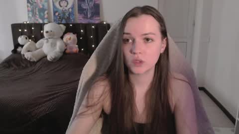 little__flowers online show from 04/04/26, 09:51