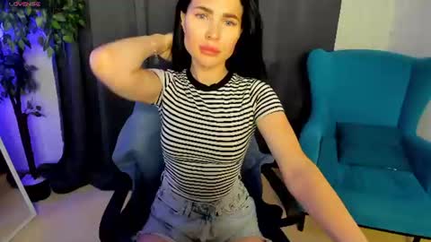 Snapshot of little__isabel chatting on 07/02/26, 07:58 Isabel online show from 07/02/26, 07:58