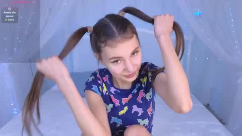    online show from 04/11/26, 09:57