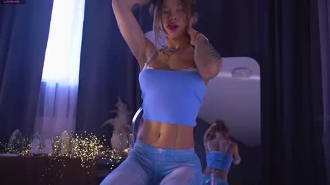 SophiaKateline online show from 05/04/26, 08:54