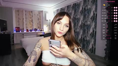 Birdy online show from 01/02/25, 04:24