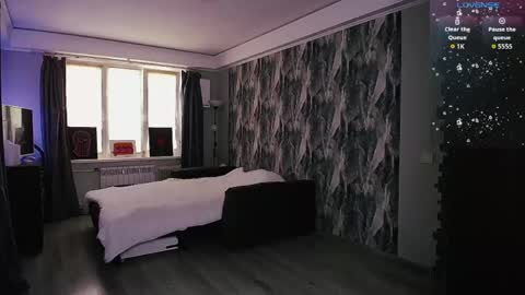 Birdy online show from 04/14/26, 02:45