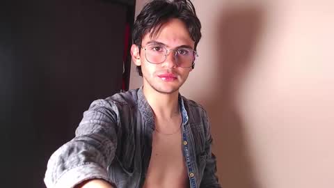 Daniel online show from 12/01/25, 04:06