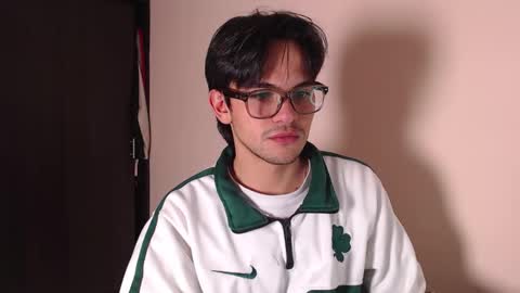 Daniel online show from 12/17/25, 04:29