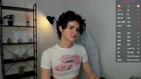 Snapshot of little_femb0y chatting on 02/27/26, 02:50 Daniel online show from 02/27/26, 02:50