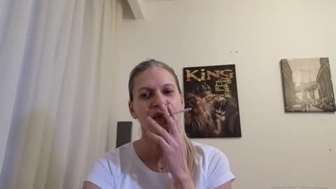 Snapshot of little_heart_andreea chatting on 01/21/25, 11:55 little_heart_andreea online show from 01/21/25, 11:55