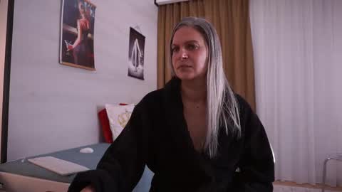 Snapshot of little_heart_andreea chatting on 11/04/25, 07:24 little_heart_andreea online show from 11/04/25, 07:24