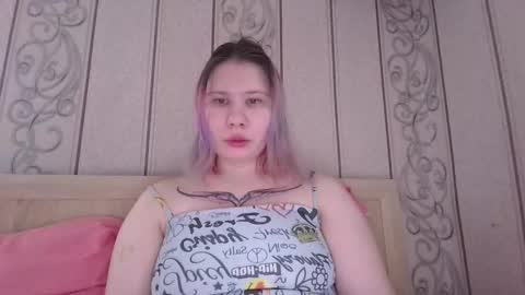 Snapshot of little_kitsune chatting on 10/02/25, 07:37 Rachel online show from 10/02/25, 07:37