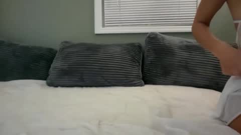 little lies online show from 07/22/26, 03:59
