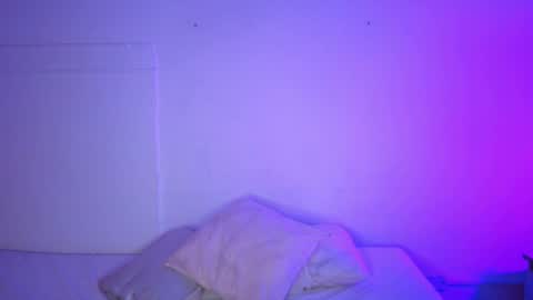 Snapshot of little_lilith_apple chatting on 11/14/25, 07:34 little_lilith_apple online show from 11/14/25, 07:34