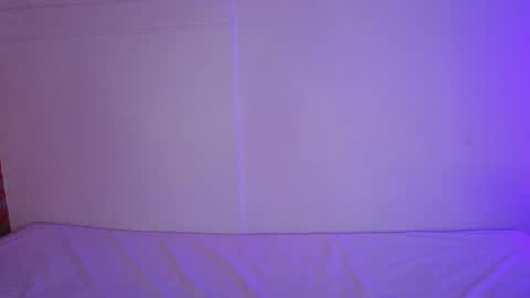 Snapshot of little_lilith_apple chatting on 11/15/25, 12:13 little_lilith_apple online show from 11/15/25, 12:13