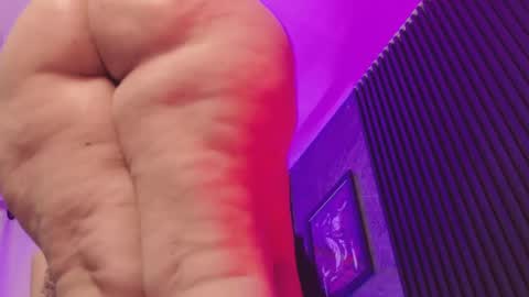 Maeve  online show from 03/09/25, 10:52