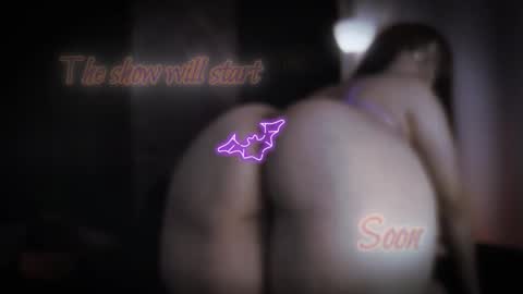 Maeve  online show from 10/15/25, 05:02