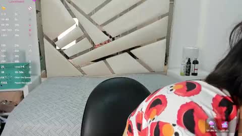 Snapshot of little_melanie chatting on 02/22/25, 12:08 little_melanie online show from 02/22/25, 12:08