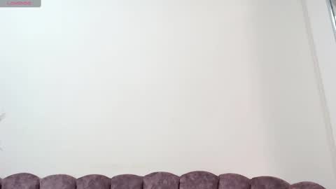 Snapshot of little_melanie chatting on 02/23/25, 04:02 little_melanie online show from 02/23/25, 04:02