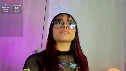 Snapshot of little_natty_ chatting on 06/16/26, 06:21 Natty online show from 06/16/26, 06:21