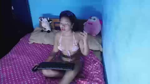 little_onixxx online show from 09/24/25, 01:14