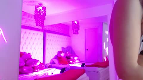 Paulette online show from 02/12/26, 03:45