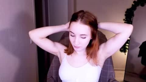 little_pretty_woman online show from 02/10/25, 07:49