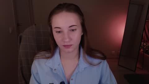 little_pretty_woman online show from 10/16/25, 07:37