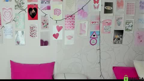 Kriss online show from 10/19/25, 06:36