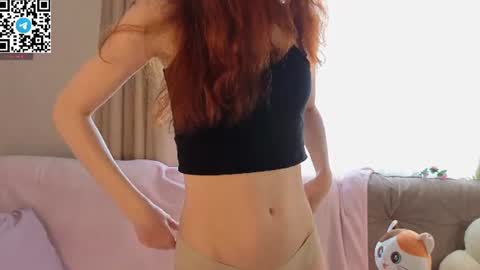 Snapshot of little_red_rosy chatting on 06/30/26, 04:35 Rosy online show from 06/30/26, 04:35