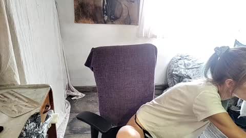 Snapshot of little_savage chatting on 01/19/25, 08:41 little_savage online show from 01/19/25, 08:41